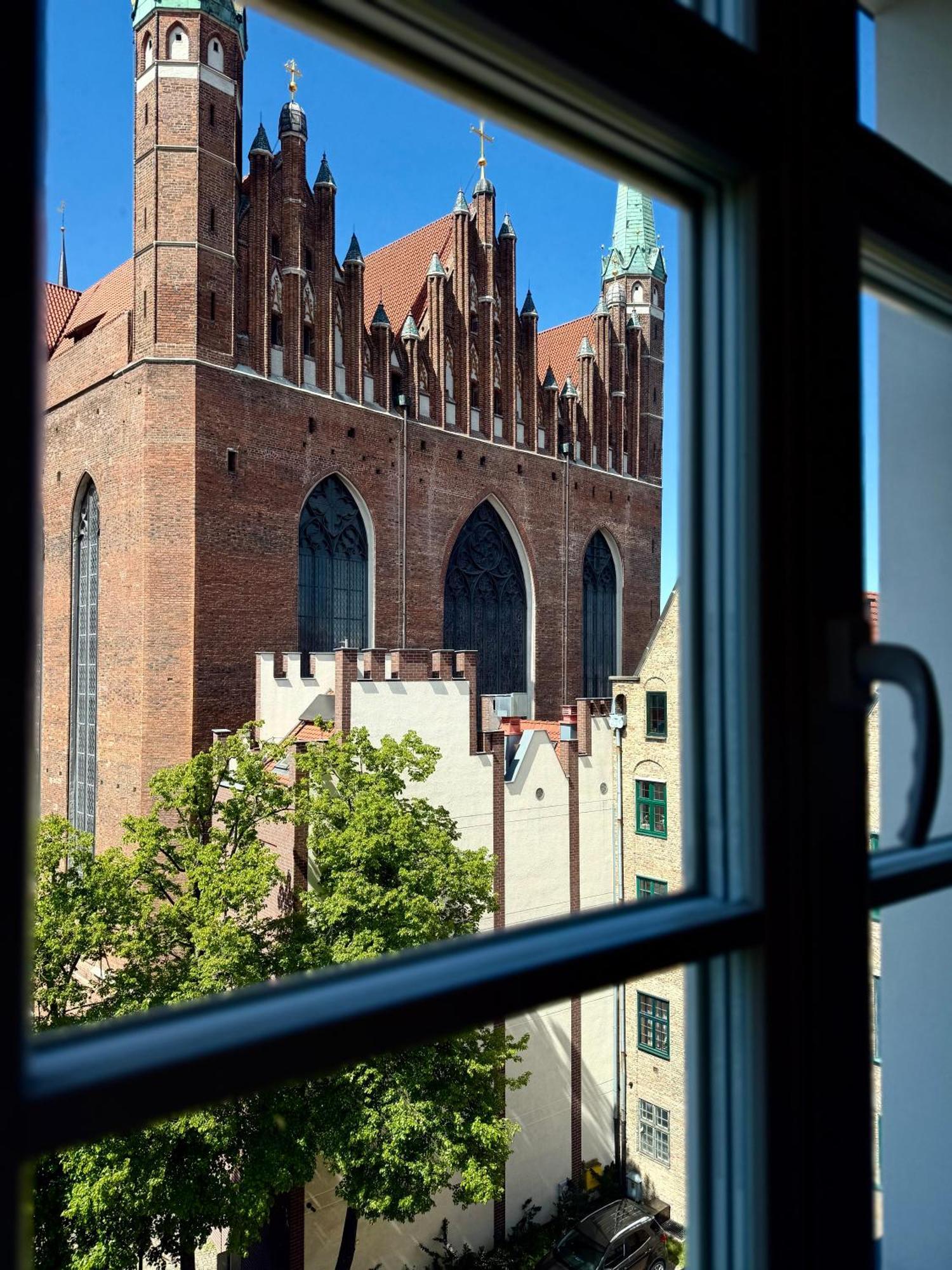 Baltic Gdansk Old Town Heart Aparthotel Bagian luar foto